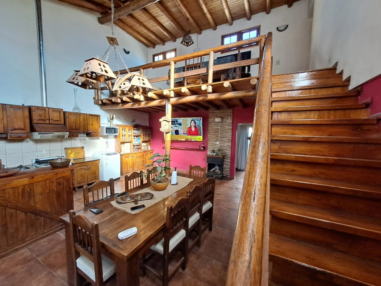 CASA EN VENTA 4 DORMITORIOS EN DORREGO GUAYMALLEN
