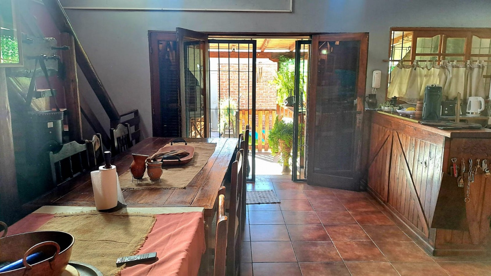 CASA EN VENTA 4 DORMITORIOS EN DORREGO GUAYMALLEN