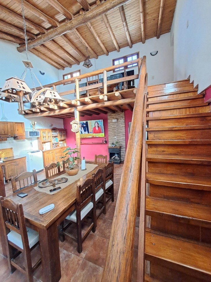 CASA EN VENTA 4 DORMITORIOS EN DORREGO GUAYMALLEN