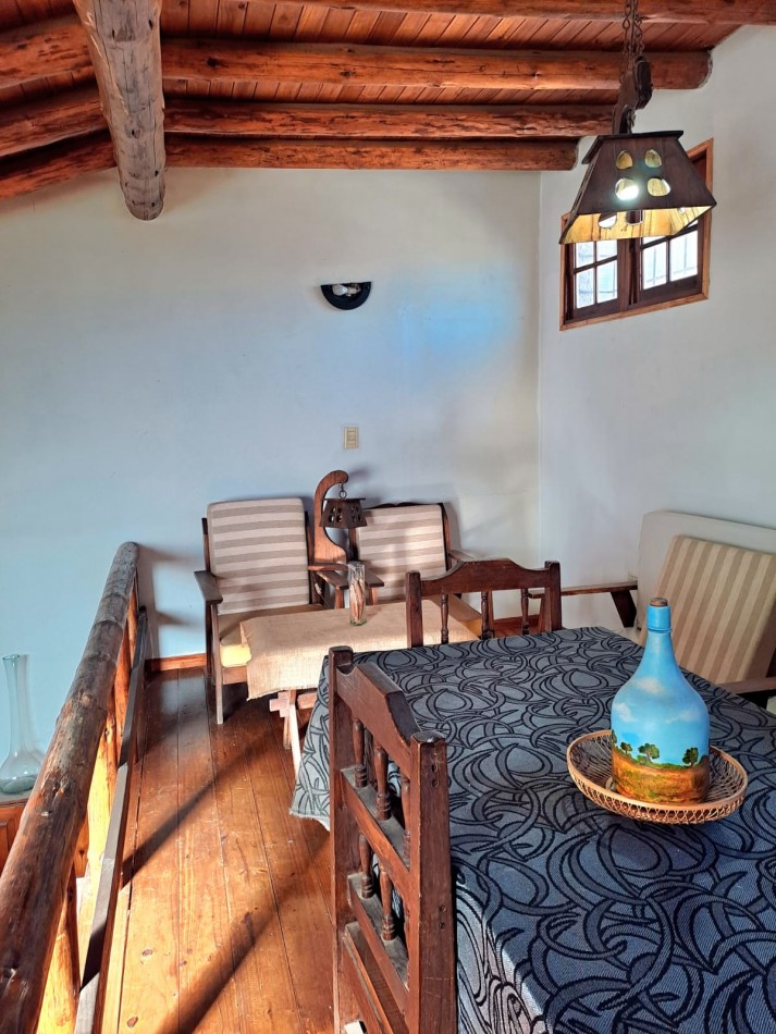 CASA EN VENTA 4 DORMITORIOS EN DORREGO GUAYMALLEN