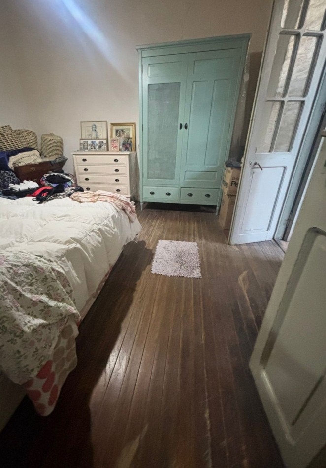 Casa en venta 3 dormitorios, cochera y patio - Sexta Seccion, Ciudad de Mendoza