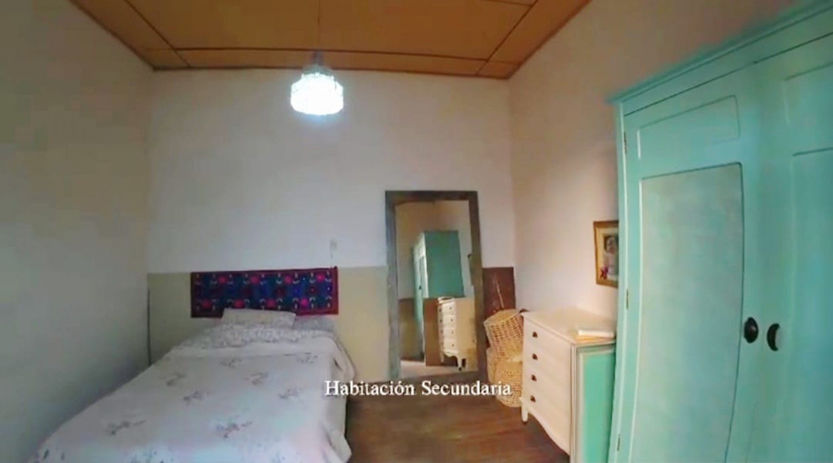 Casa en venta 3 dormitorios, cochera y patio - Sexta Seccion, Ciudad de Mendoza