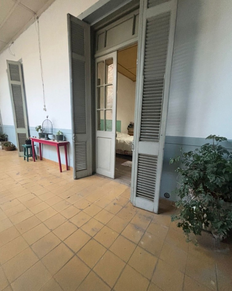 Casa en venta 3 dormitorios, cochera y patio - Sexta Seccion, Ciudad de Mendoza