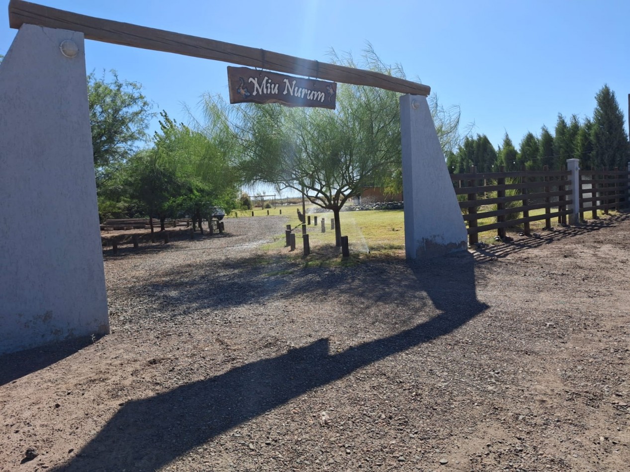 Exclusivo terreno en Venta con laguna, quincho  y parque.