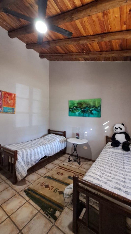 CASA EN VENTA EN EL COMPLEJO LOS LIRIOS GUAYMALLEN