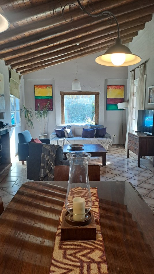 CASA EN VENTA EN EL COMPLEJO LOS LIRIOS GUAYMALLEN