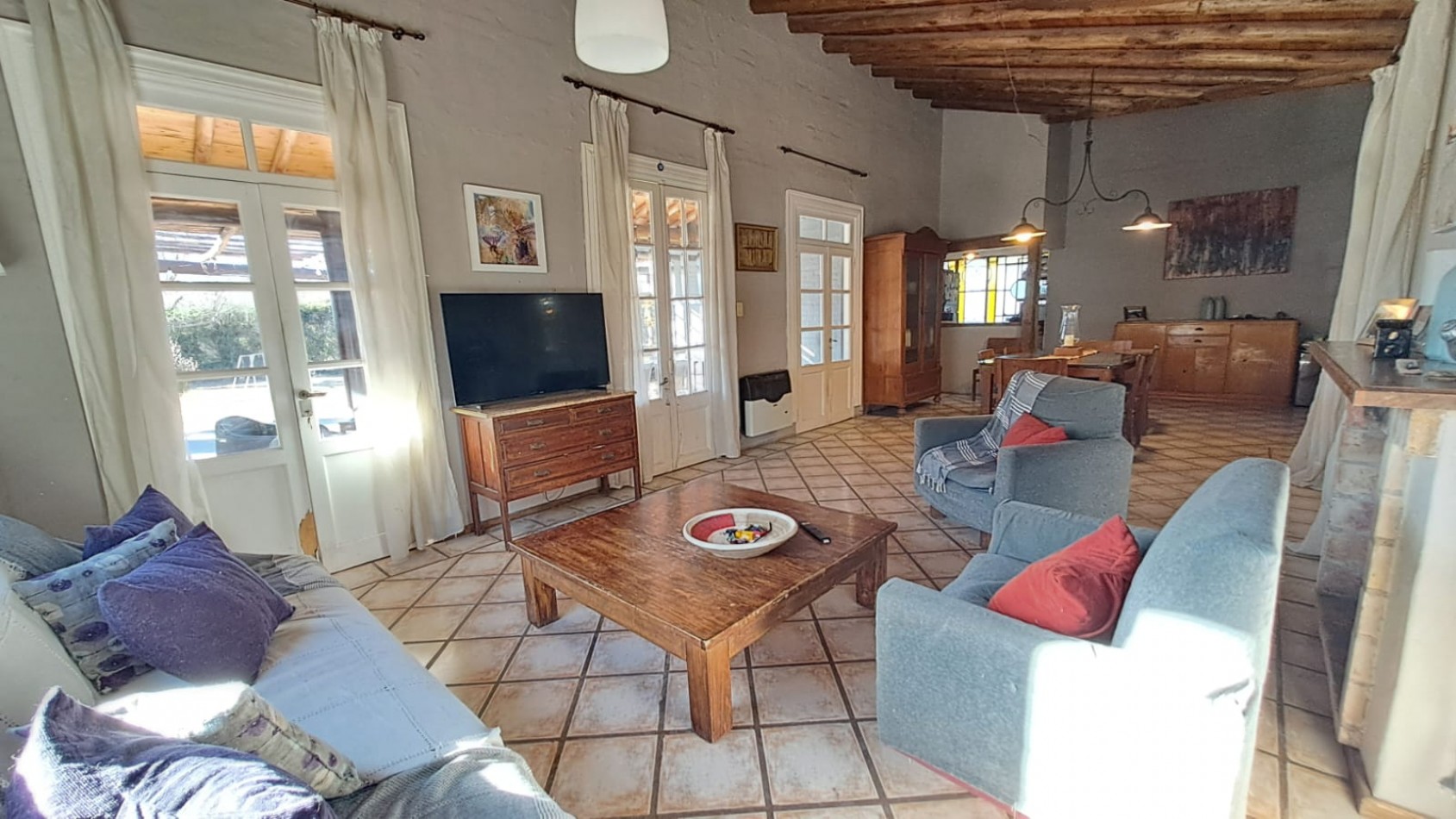 CASA EN VENTA EN EL COMPLEJO LOS LIRIOS GUAYMALLEN