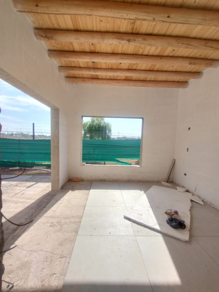 CASA EN VENTA EN ACACIAS DE TERRADA- LUJAN DE CUYO
