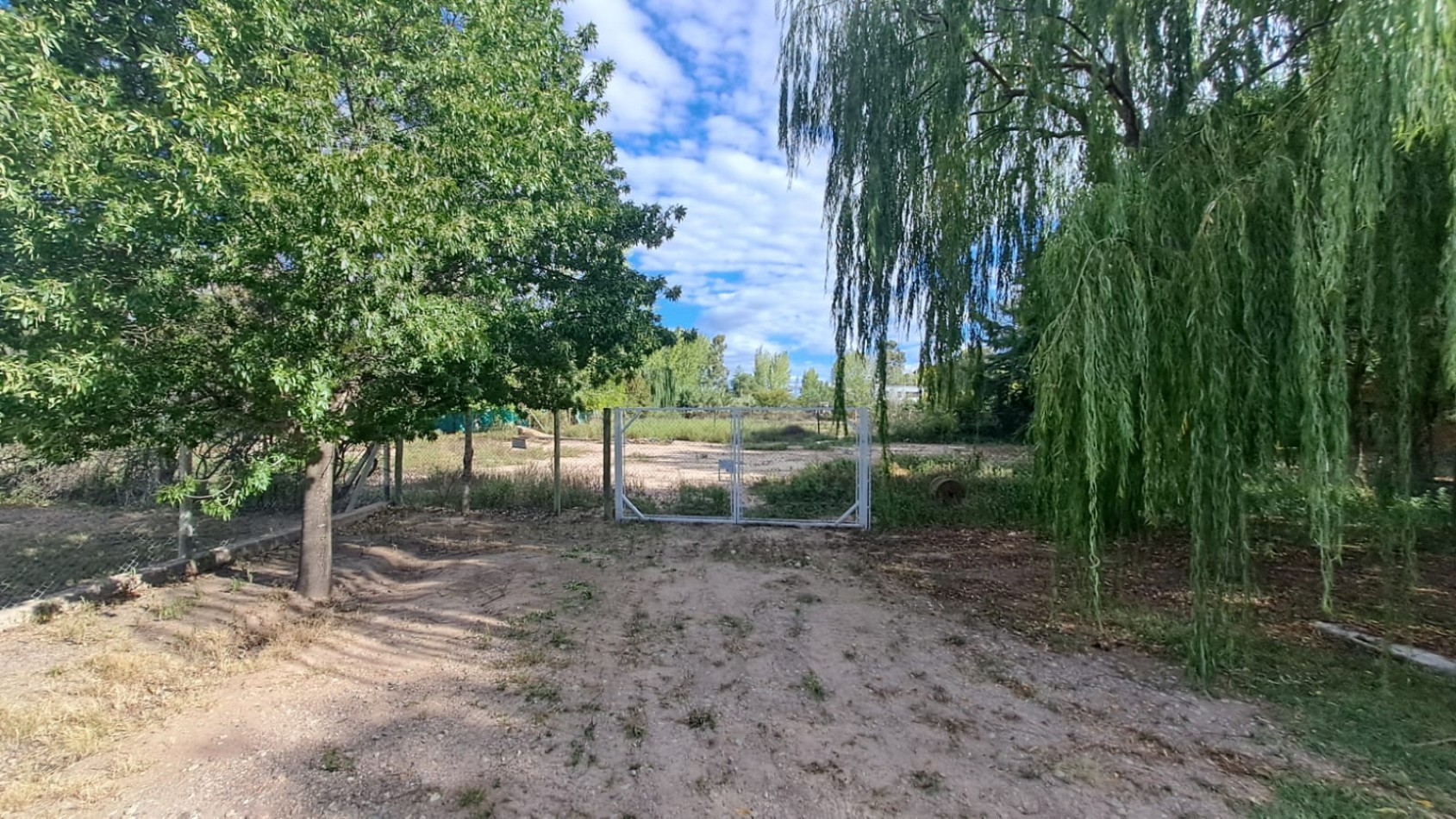Lote en Venta en barrio cerrado Los Teros en Lujan de Cuyo.