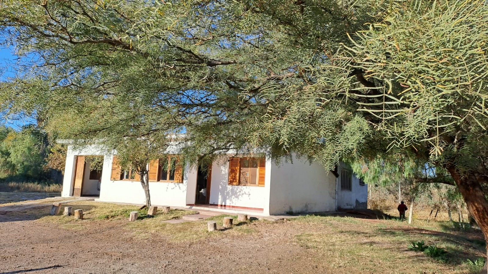 casa con 3 dormitorio y gran terreno en venta en San Roque Maipu Mendoza