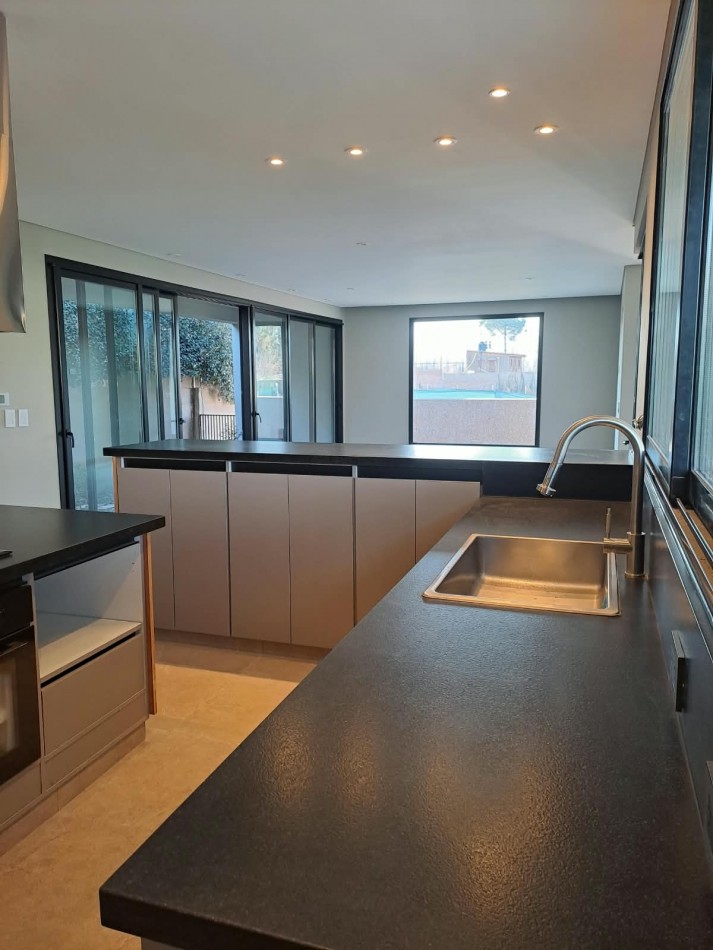 Casa a Estrenar en Venta 3 Dormitorio en Carrodilla Lujan de Cuyo