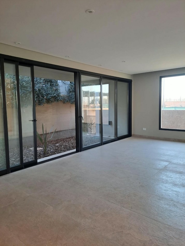 Casa a Estrenar en Venta 3 Dormitorio en Carrodilla Lujan de Cuyo