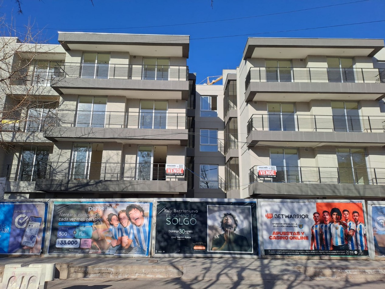 Departamento en venta Godoy Cruz - A estrena - Planta Baja con patio - Edificio Via Beltran