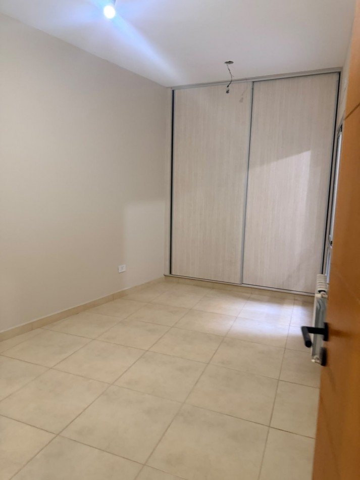 Departamento en venta Godoy Cruz - A estrena - Planta Baja con patio - Edificio Via Beltran
