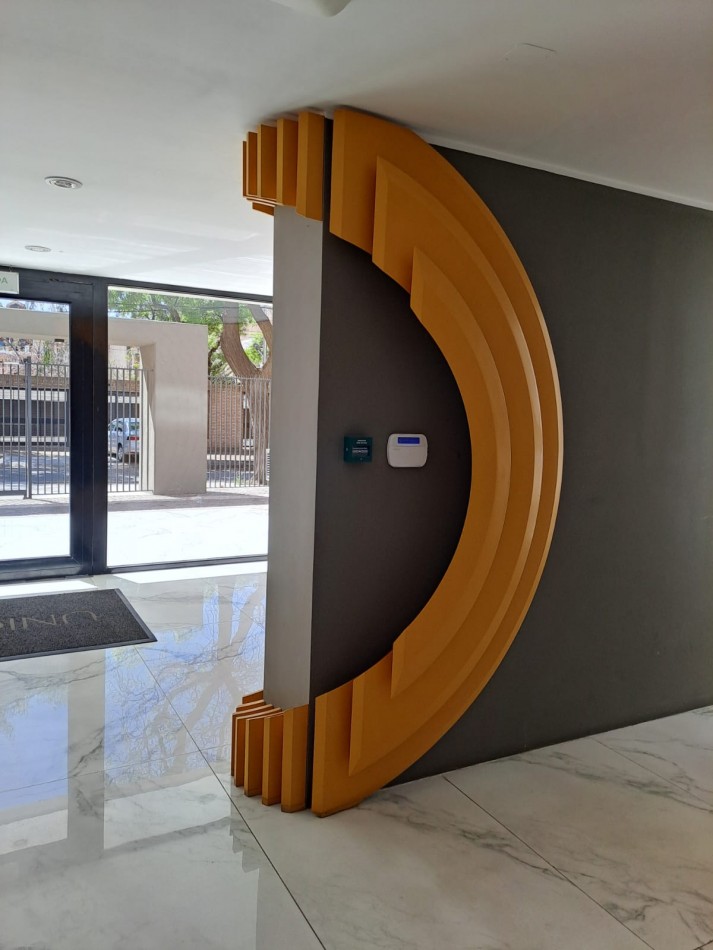 DUPLEX DE CATEGORIA EN ALQUILER | EDIFICIO UNIQUE - QUINTA SECCION