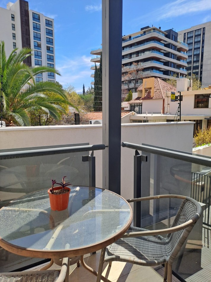 DUPLEX DE CATEGORIA EN ALQUILER | EDIFICIO UNIQUE - QUINTA SECCION
