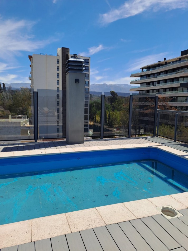 DUPLEX DE CATEGORIA EN ALQUILER | EDIFICIO UNIQUE - QUINTA SECCION