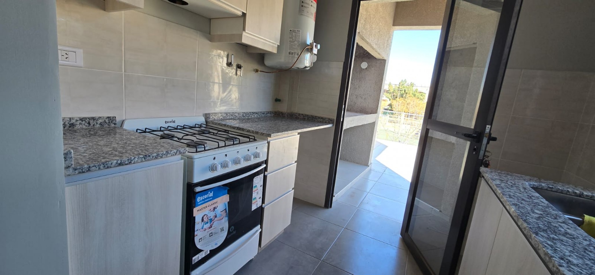 Departamento a estrenar en venta - 2 dormitorios, cochera y terraza - Rincon Veneto