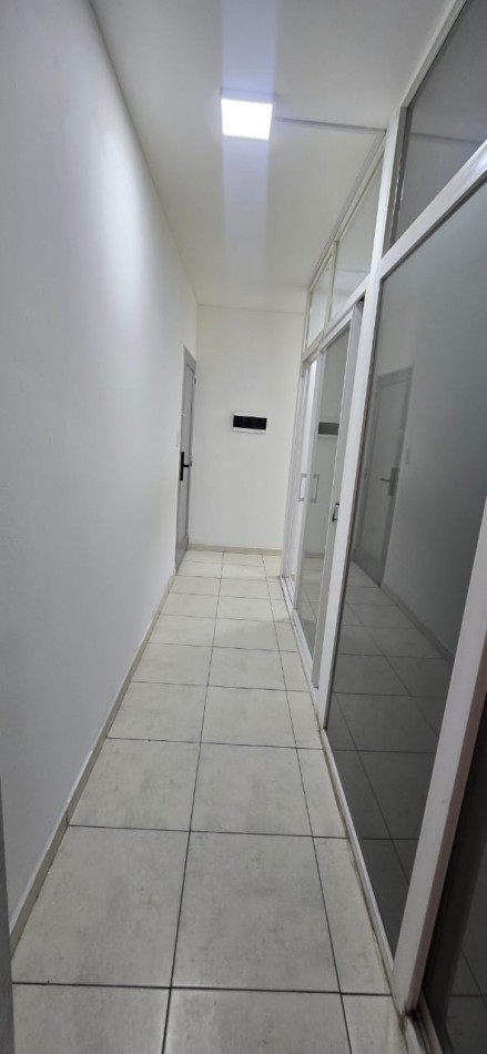 OFICINA EN ALQUILER - 2 PRIVADOS - 50 M² - CIUDAD DE MENDOZA