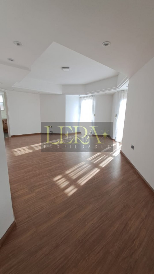 Departamento semipiso en alquiler sobre Av. Emilio Civit Ciudad de Mendoza