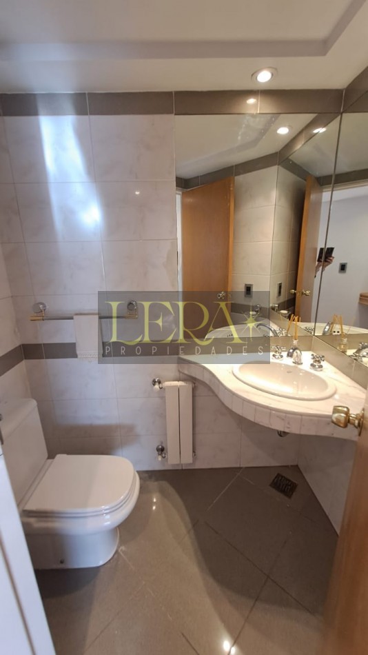 Departamento semipiso en alquiler sobre Av. Emilio Civit Ciudad de Mendoza