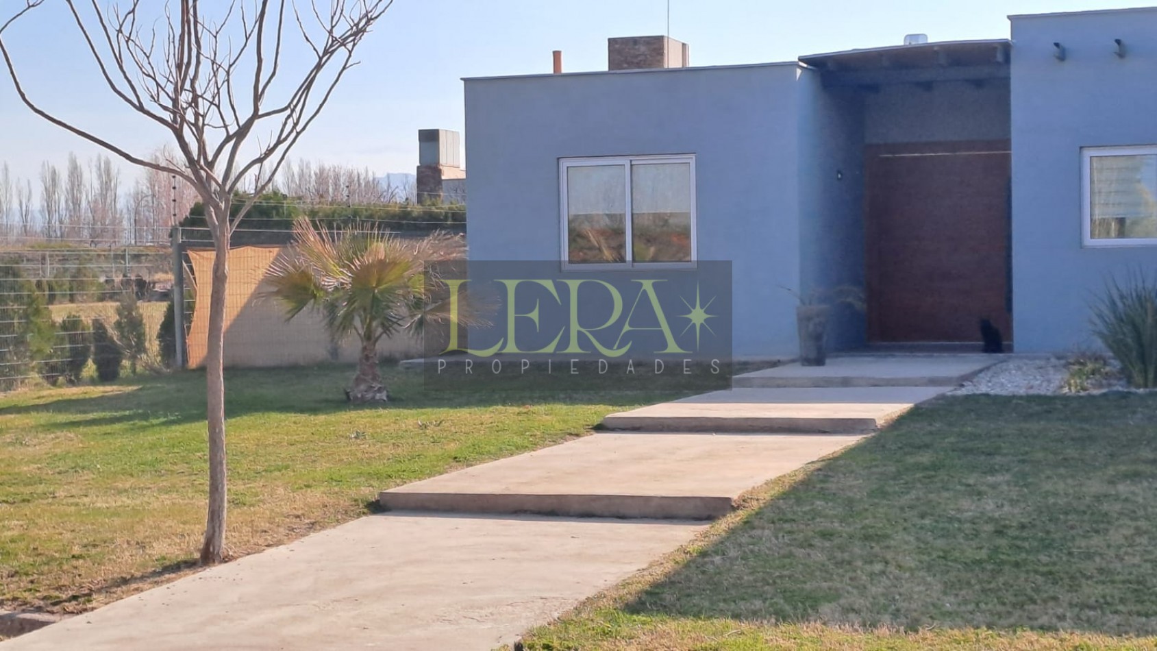 CASA EN VENTA CON 3 DORMITORIOS EN LAS COMPUERTAS LUJAN DE CUYO