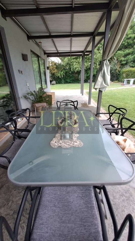 Casa en Venta con 4 Dorm. en Chacras de Coria