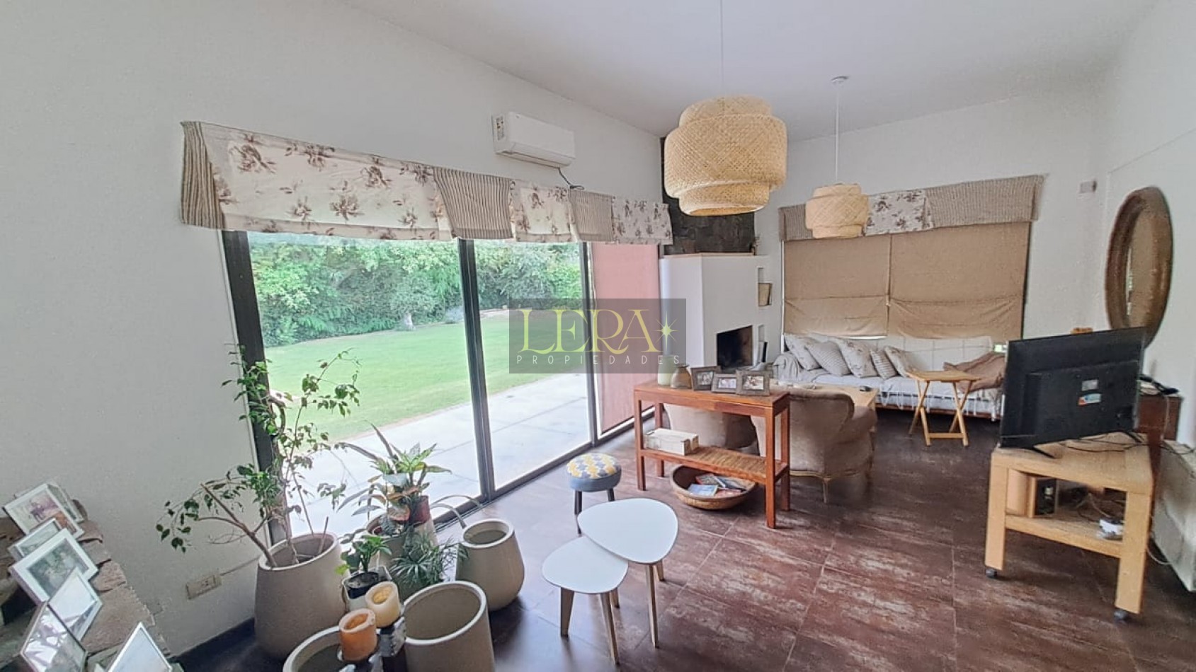 Casa en Venta con 4 Dorm. en Chacras de Coria