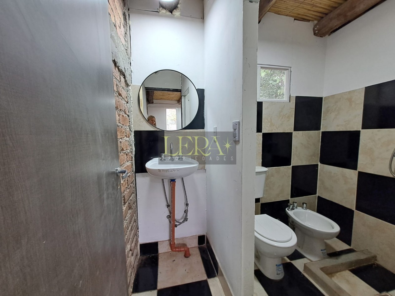 CASA EN ALQUILER DE 1 DORMITORIO EN EL SALTO.