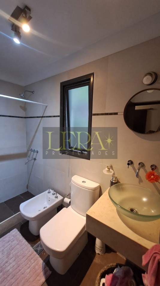 Casa en Venta con 4 Dorm. en Chacras de Coria