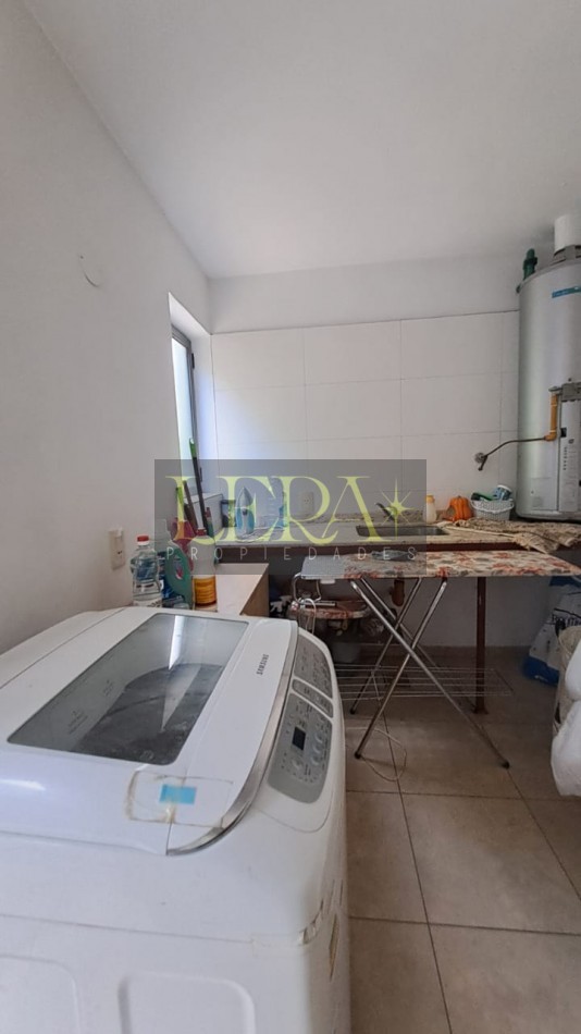 Casa en Venta con 4 Dorm. en Chacras de Coria