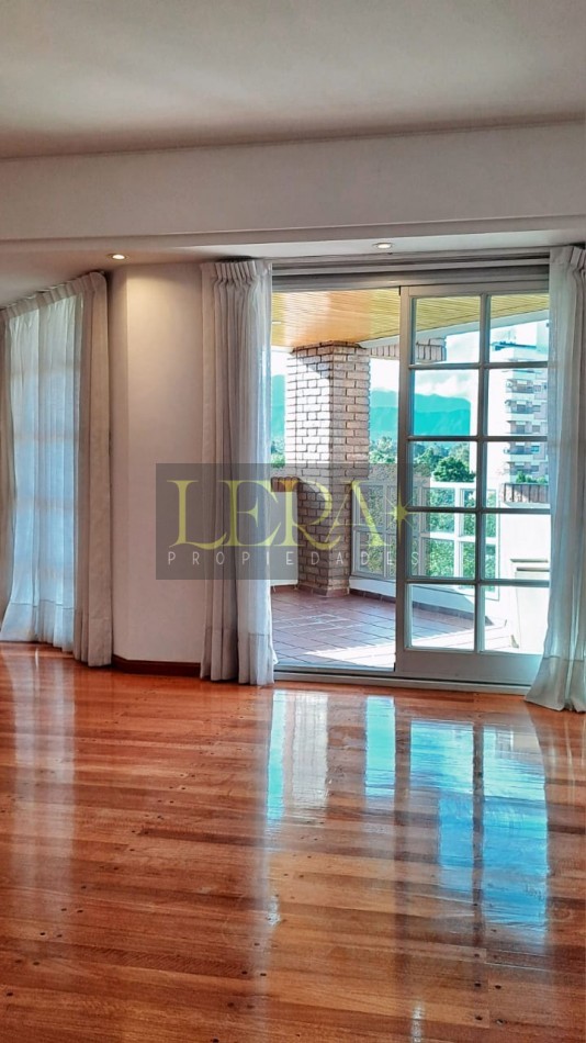 Departamento semipiso en alquiler sobre Av. Emilio Civit Ciudad de Mendoza