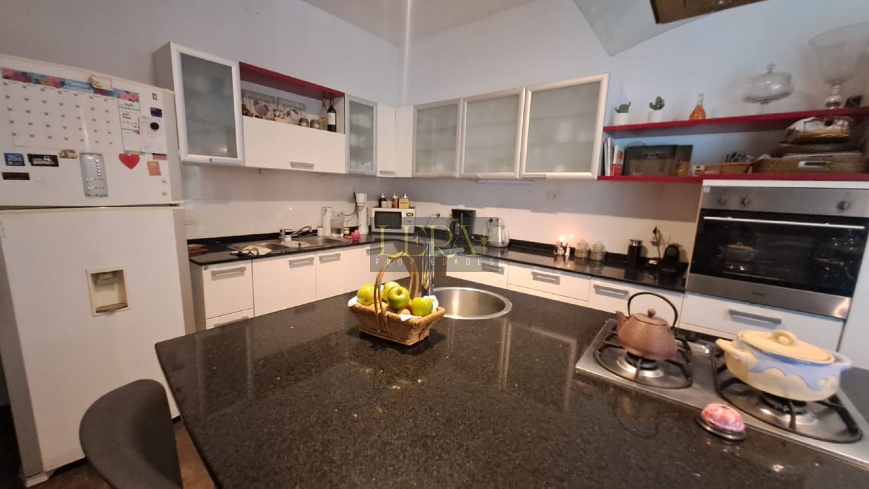 Casa en Venta con 4 Dorm. en Chacras de Coria