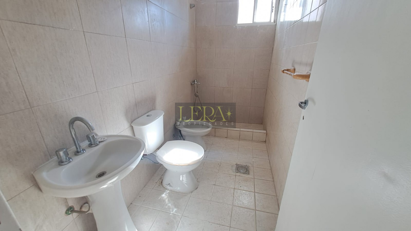 CASA C/ DEPARTMENTO EN VENTA EN PERDRIEL LUJAN DE CUYO