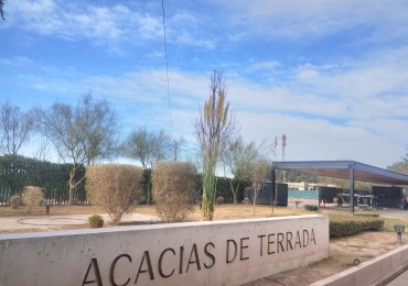 CASA EN VENTA EN ACACIAS DE TERRADA- LUJAN DE CUYO
