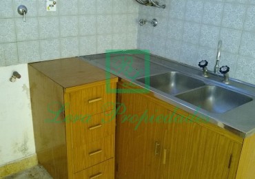 PH 2 AMBIENTES BARRIO VILLA LOURDES. OPORTUNIDAD!!