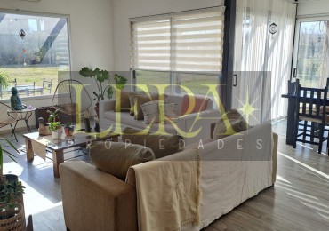 CASA EN VENTA CON 3 DORMITORIOS EN LAS COMPUERTAS LUJAN DE CUYO